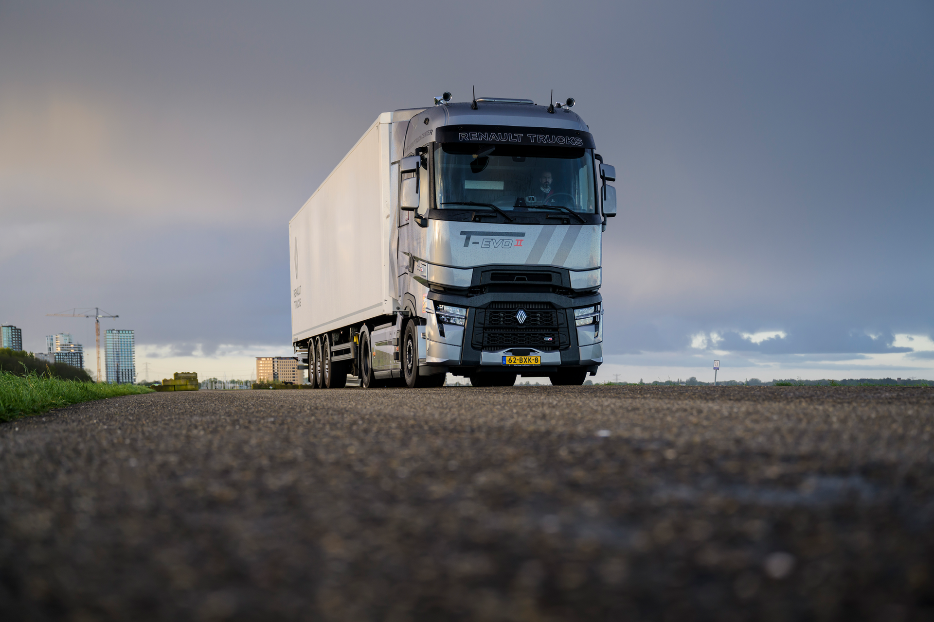 Renault Trucks T High in Nederland, Almere